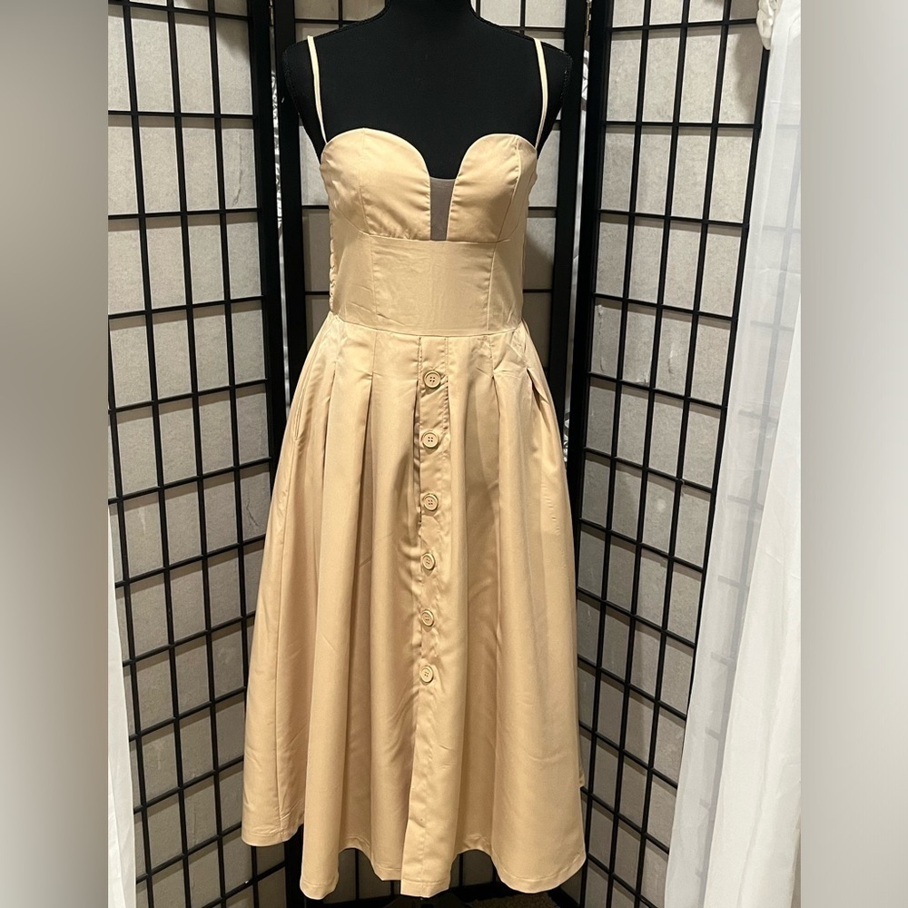 AmyEnjoyLife Tan DRESS, VERSATILE OCCASION, MIDI LENGTH,  WOMEN SIZE M.